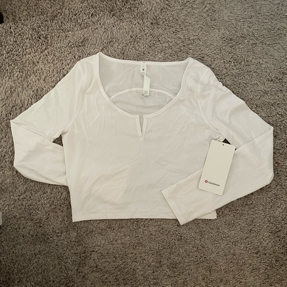 Lululemon Cropped Henley LS - Picture 2 of 7